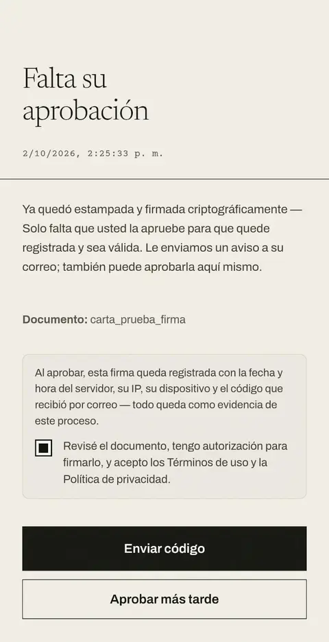 Pantalla Falta su aprobación, con el botón Enviar código.
